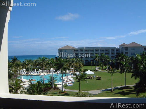 Ritz-Carlton Golf & Spa Resort 14